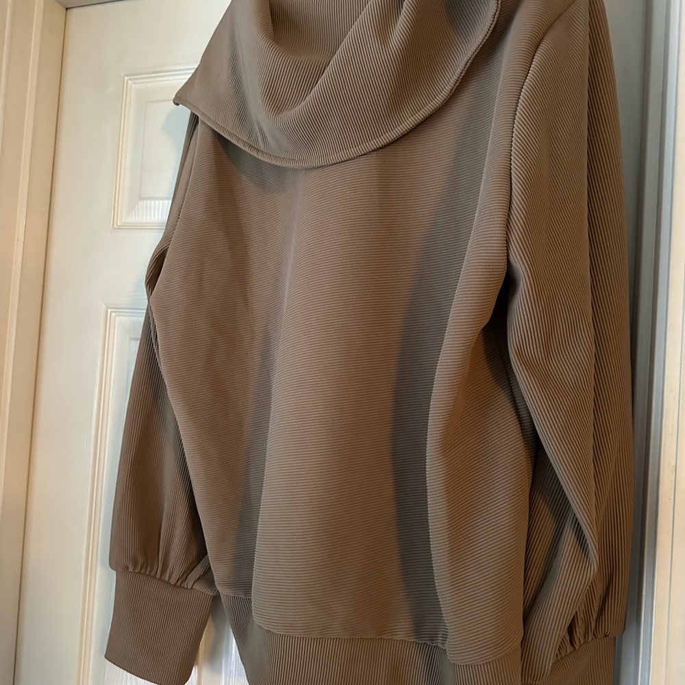 NWT Efan womens top - Picture 3 of 4